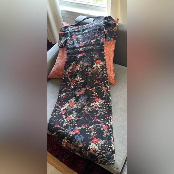 UO Emma Marie Floral lace trim midi dress size small - Picture 3 of 14